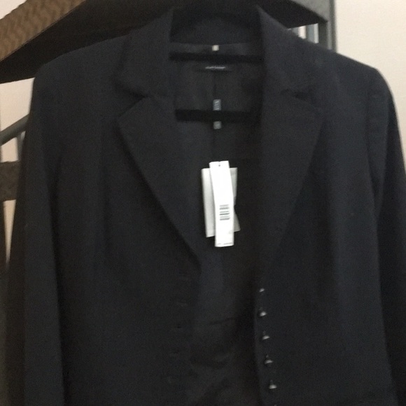 Elite tahari blazer